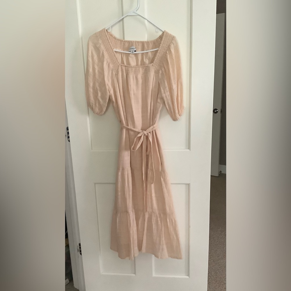 Evereve Blush Long Sleeve Dress